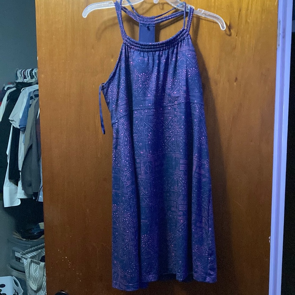 Short sport dress
